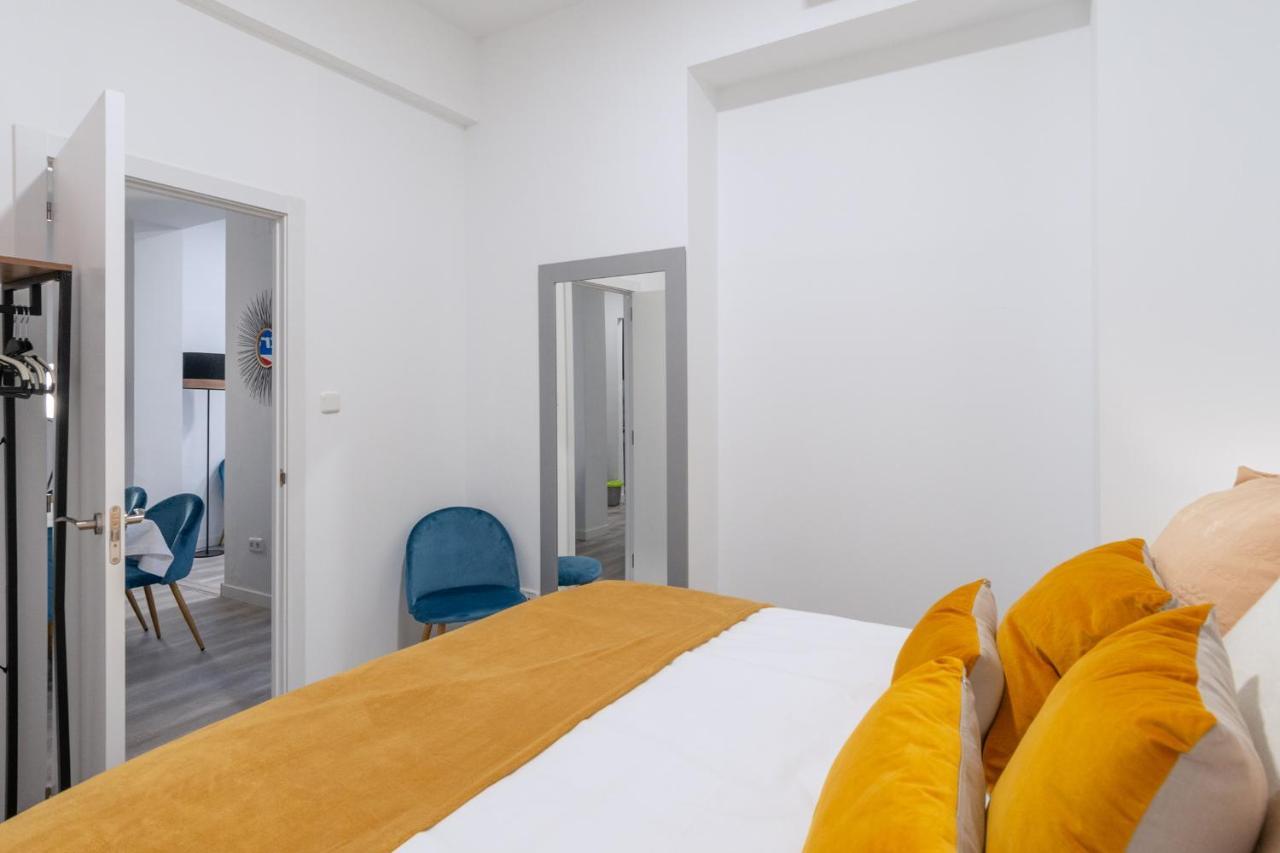 Apartamento Francina Groups Teatro Real, By Monaro***** Madrid Exterior foto